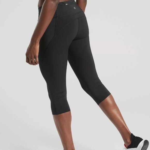 Athleta Velocity Stash Pocket Crop - Picture 1 of 7